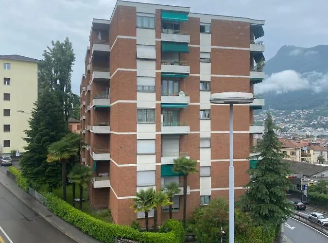 アパート Family Friendly Studio 5 Min City Center 5 Station ルガーノ